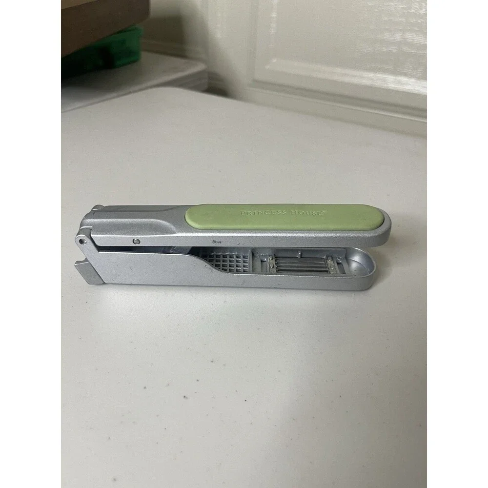 Princess House Garlic Press Green Metal & Silicone